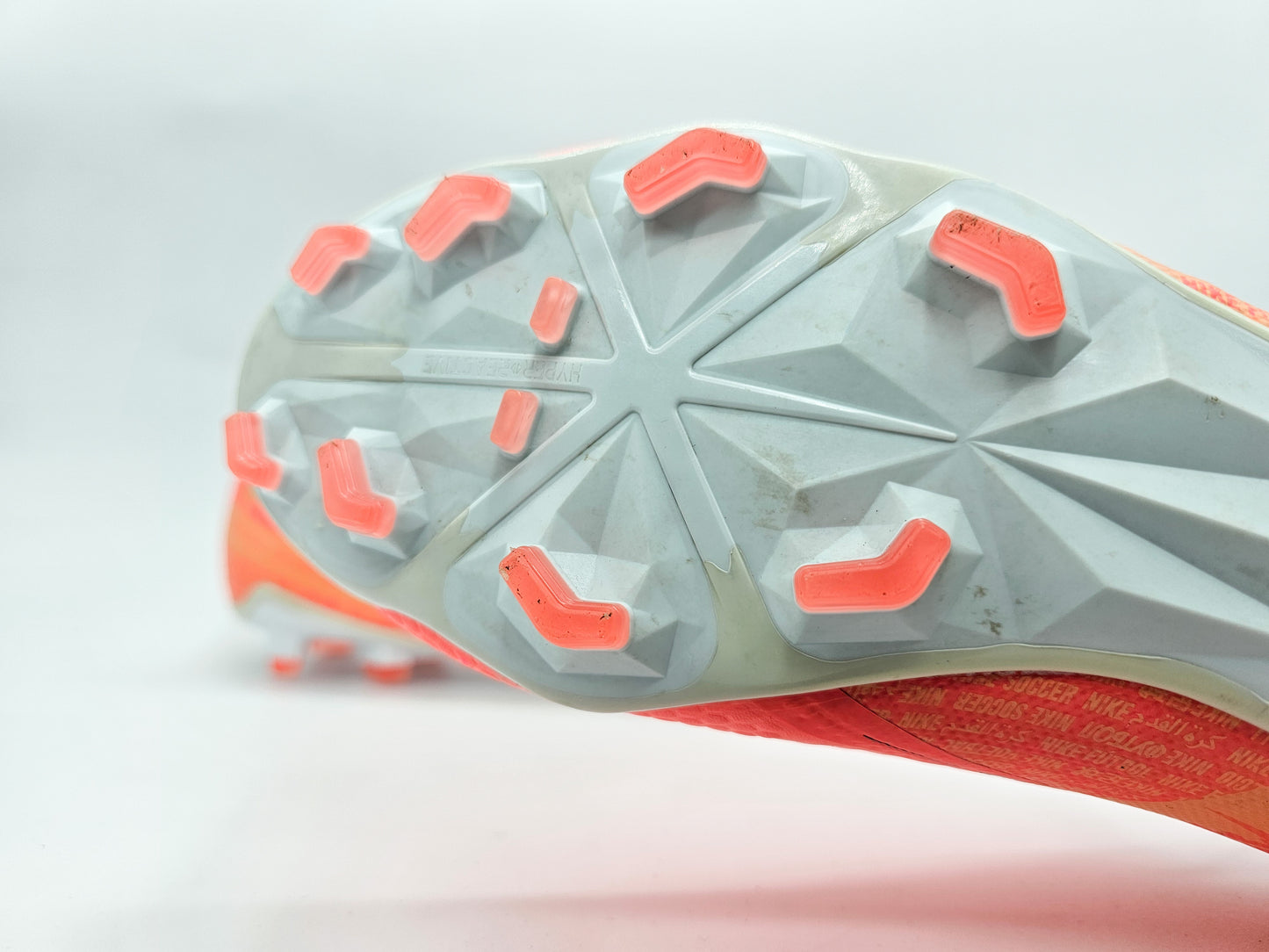 Nike Phantom Venom Pro