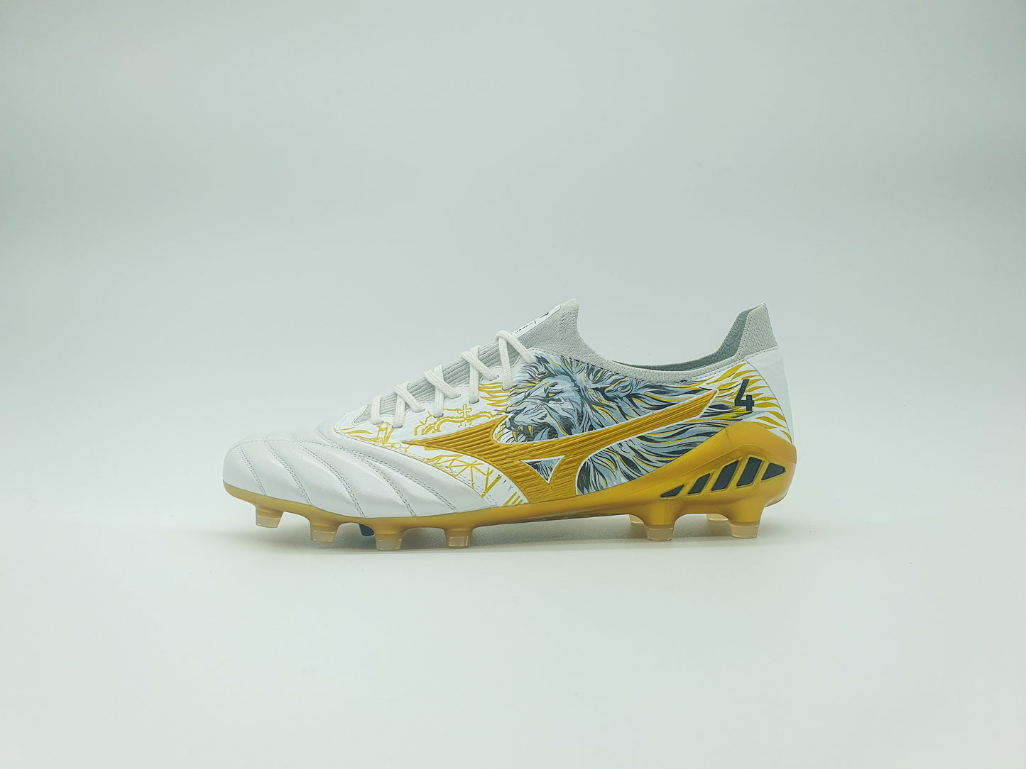 Mizuno Morelia Neo III "Made In Japan" SR4 Limited Edition