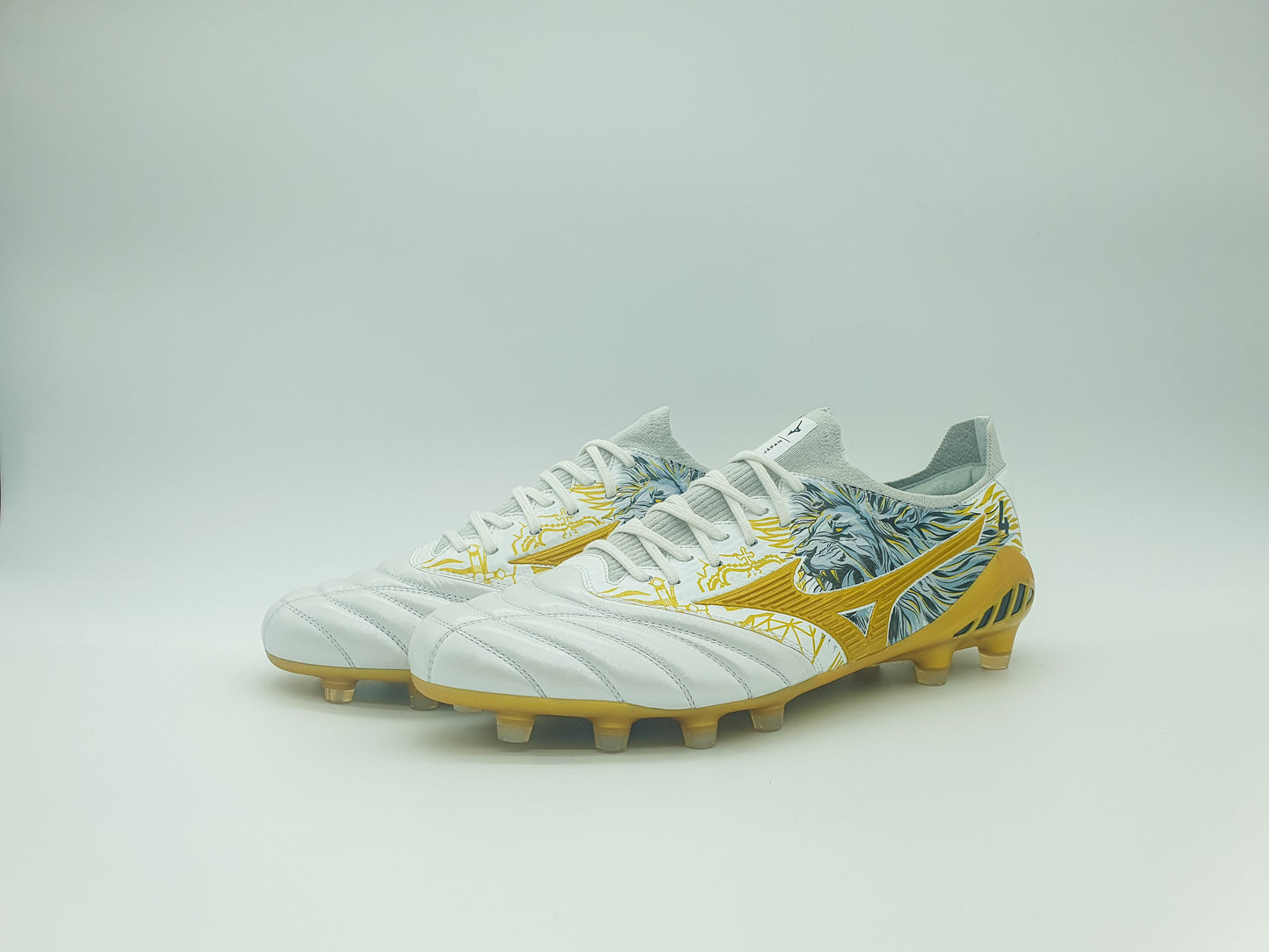 Mizuno Morelia Neo III "Made In Japan" SR4 Limited Edition