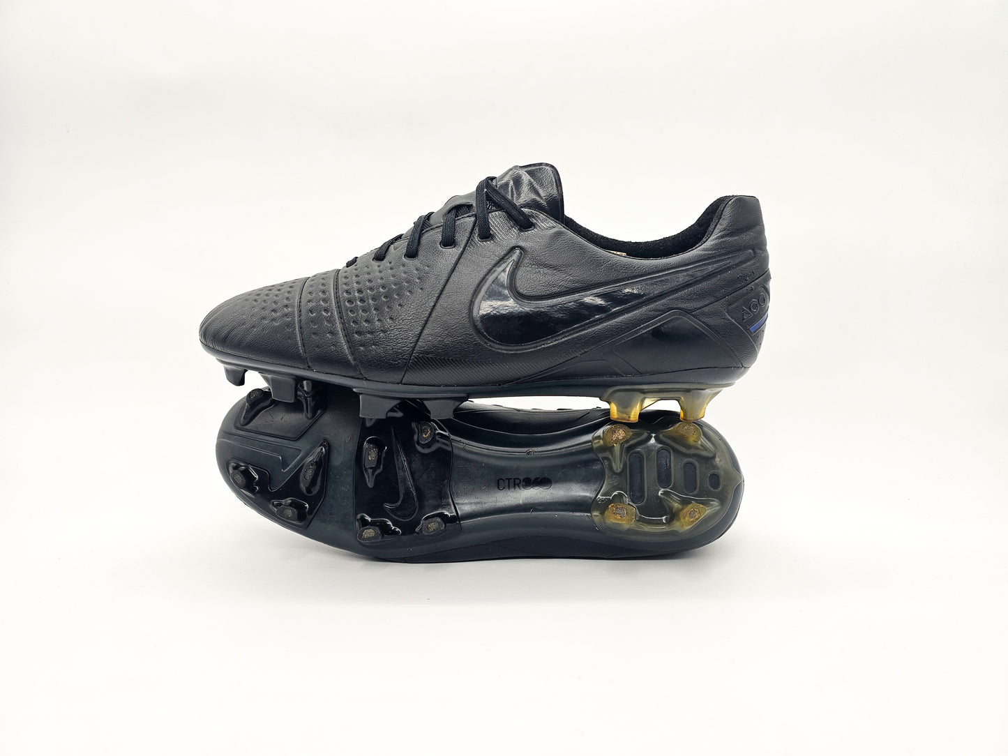 Nike CTR360 Maestri III Blackout Sample