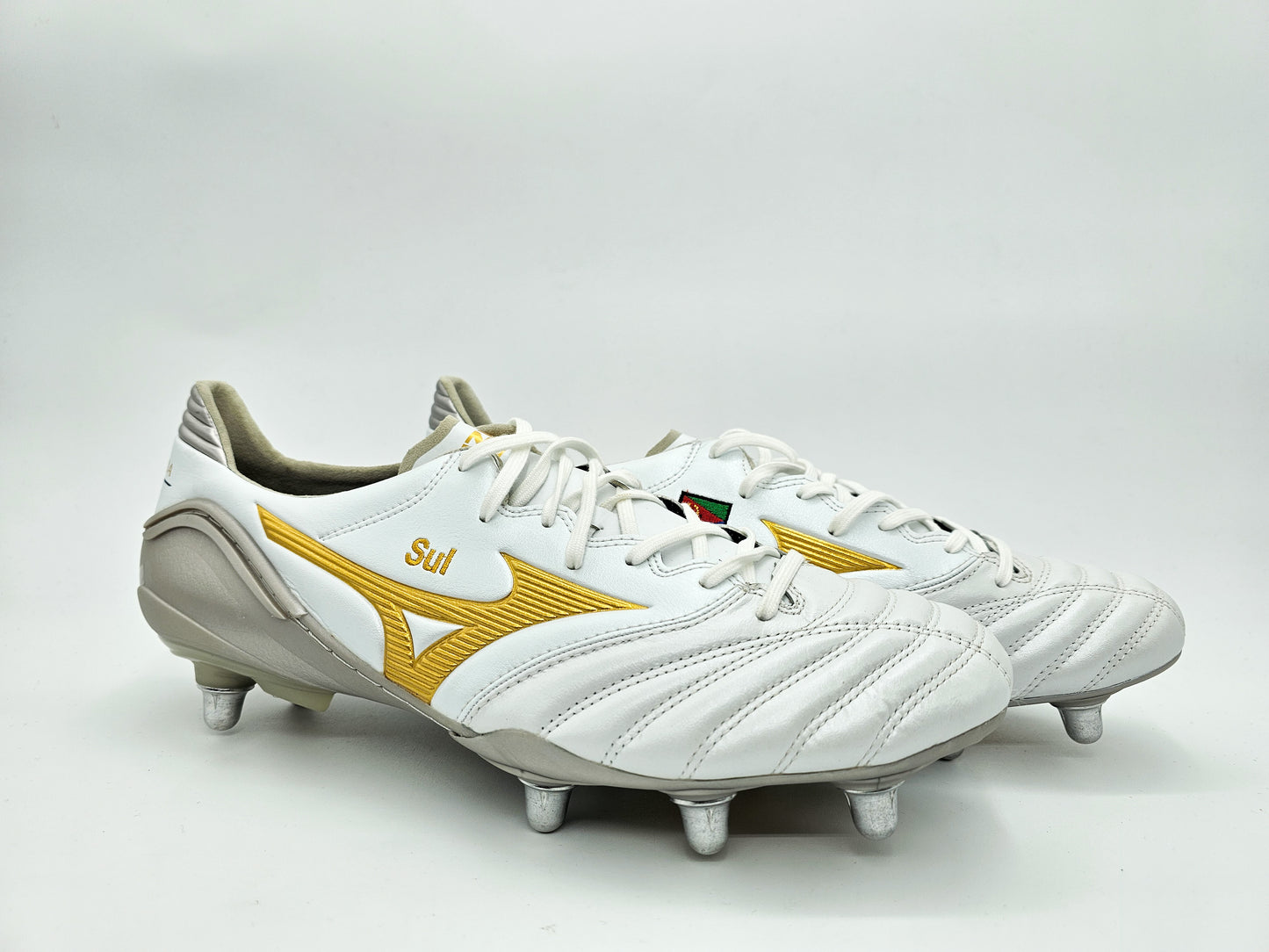 Mizuno Morelia Neo II SI
