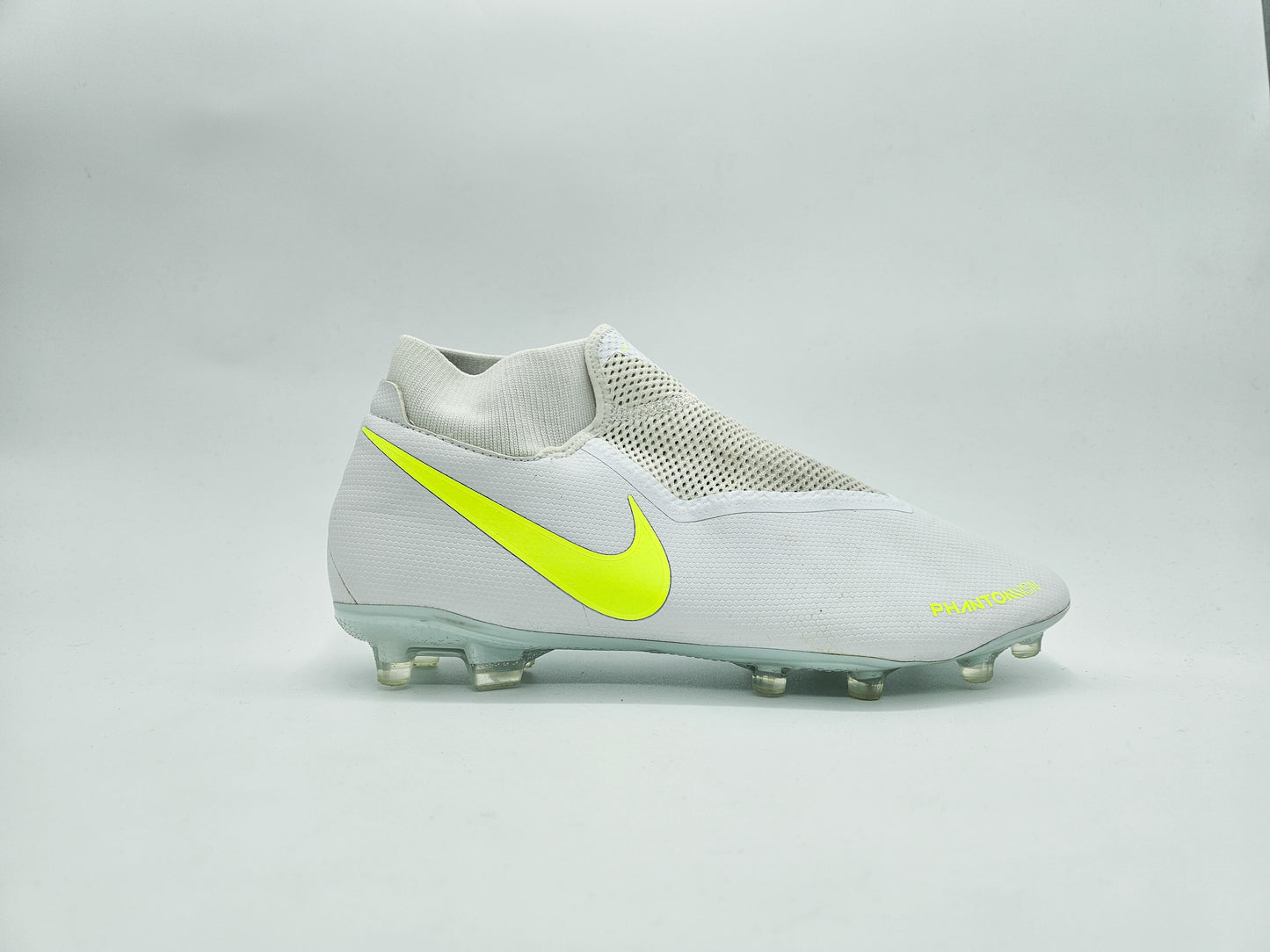 Nike Phantom VSN Academy NikeID