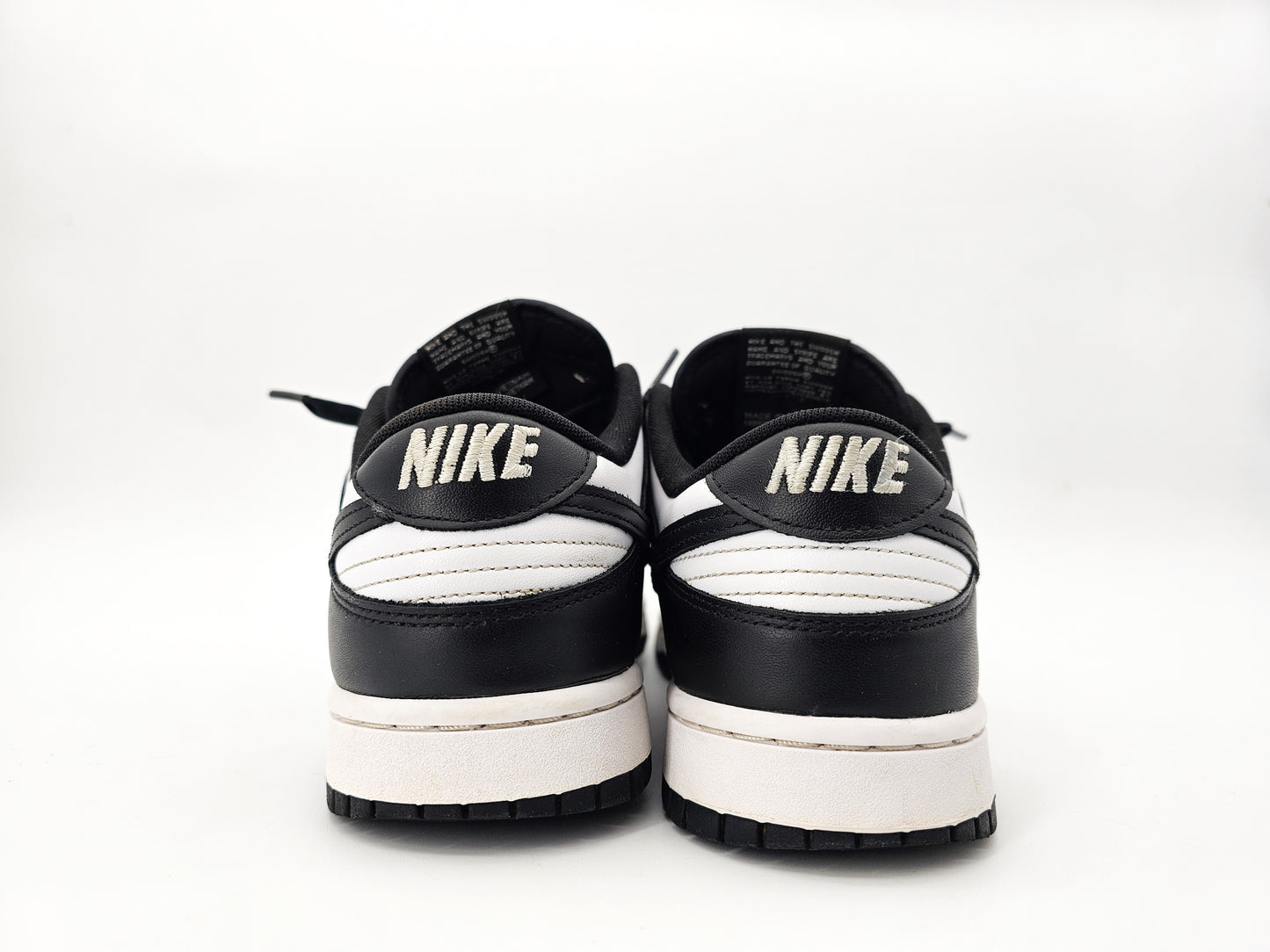 Nike Dunk Low Retro "Panda"