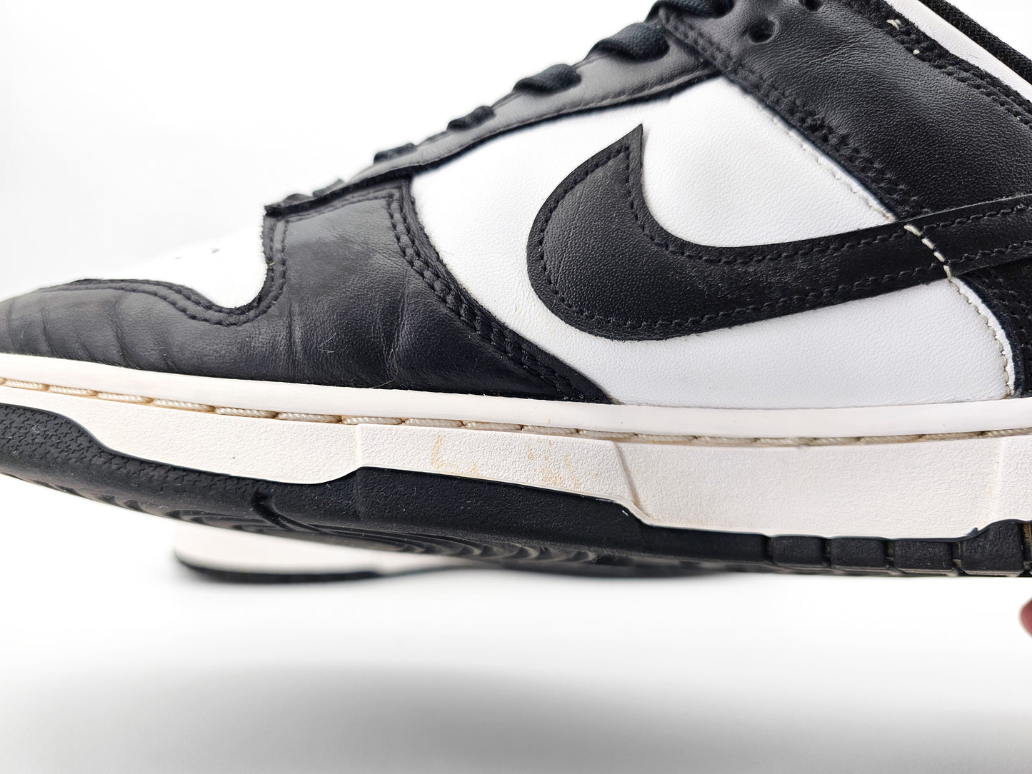 Nike Dunk Low Retro "Panda"