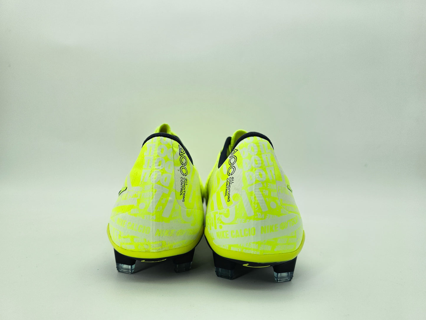 Nike Phantom Venom Elite