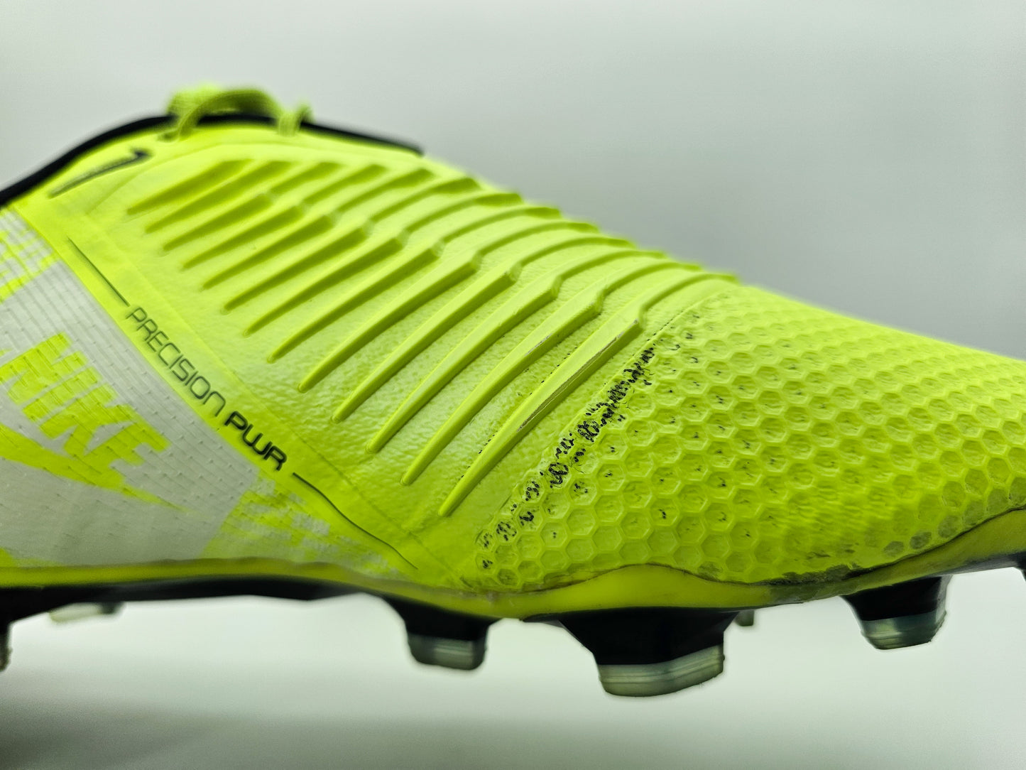 Nike Phantom Venom Elite