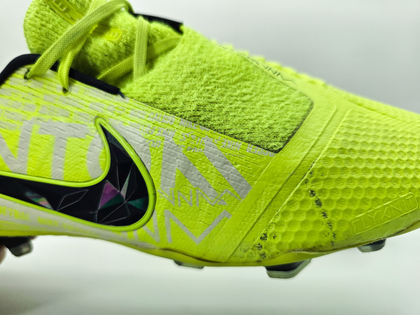 Nike Phantom Venom Elite