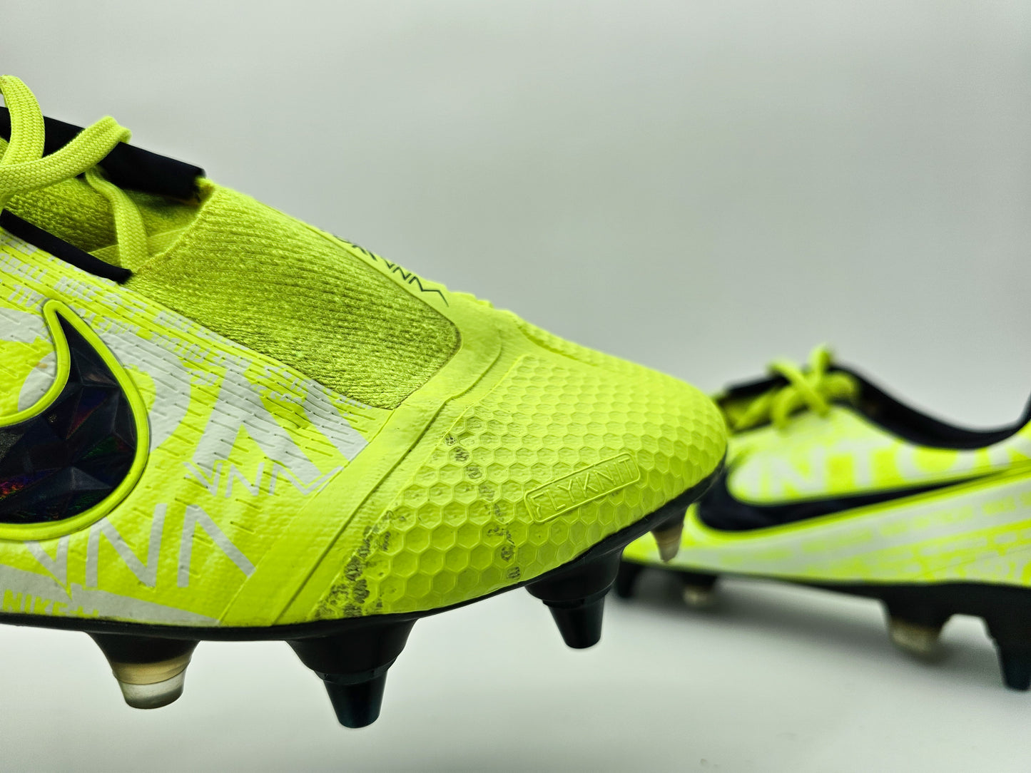 Nike Phantom Venom Elite